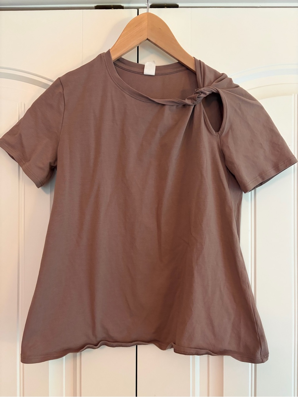 Lululemon Shoulder Twist Tee T Shirt Top Women's Size XS Cocoa Brown Athleisure